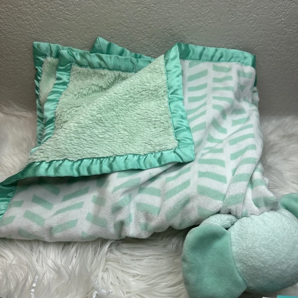 $31 🌙 Cloud Island Green Elephant Plush Large Security Baby Blanket Lovey